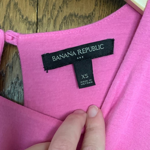 {Banana Republic} Faux Layered Tank - Picture 2 of 6